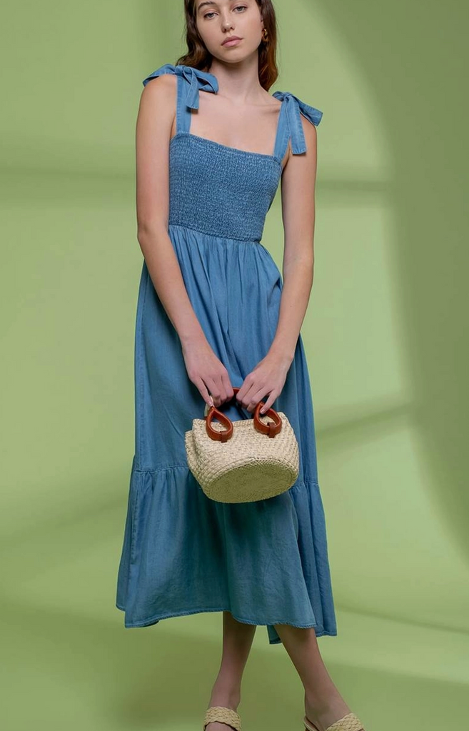 Smocked Chambray Midi Dress – Detalle Boutique